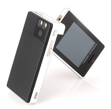 Illustration for article titled Sagem Porsche P'9521 Cellphone Looking Good in Amsterdam Grope Session